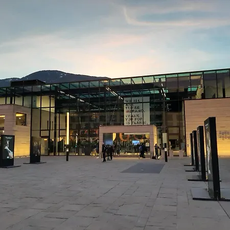 Merano Panoramablick Ruhig Gelegen Exterior photo