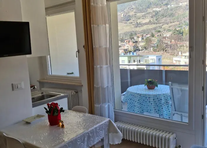 Merano Panoramablick Ruhig Gelegen